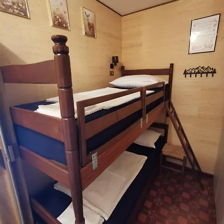 Alpine Luck Apartment, *