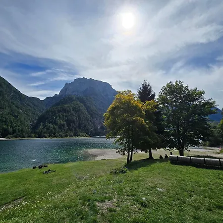 Alpine Luck Apartment, Apartman *